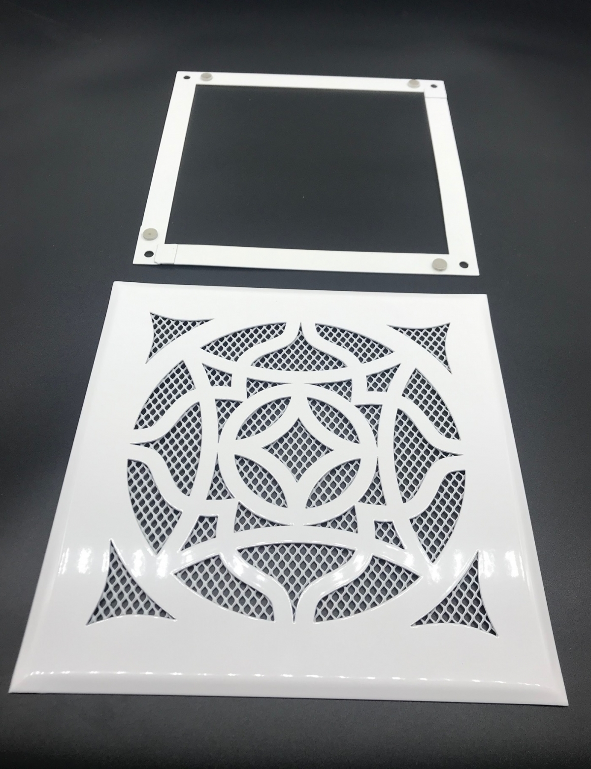 Решетка стальная на магнитах РП Восток-200 сетка, белая